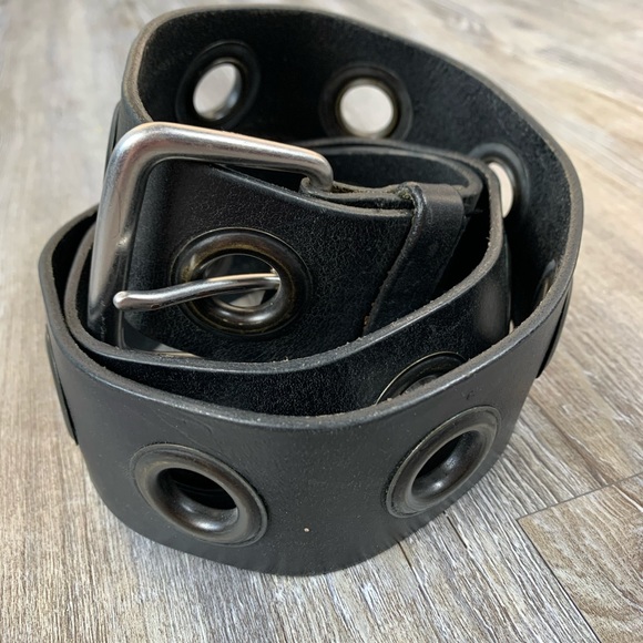 GAP Accessories - GAP Black Leather Belt with Gunmetal Hardware SZ M